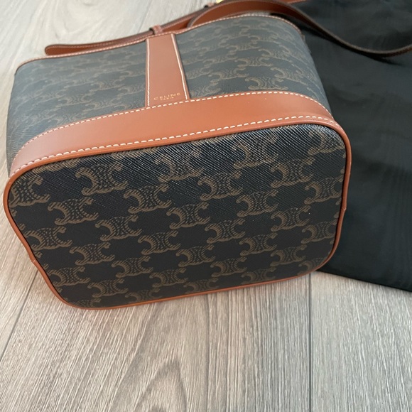 Authentic Celine triomphe canvas bucket bag - Picture 5 of 16